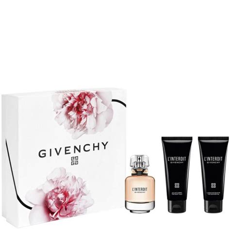 בית הקוטור givenchy.